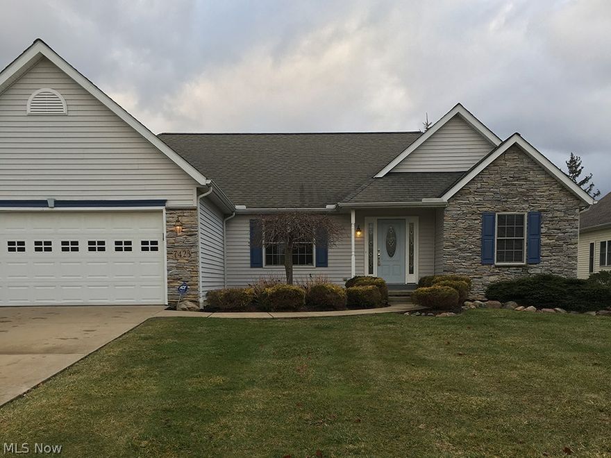 Quail Hollow Hunt Club. Turnkey, open floor plan,split bedroom ranch. Quiet Cul-de-sac home includes an inground sprinkler system and a cement patio. This home features new carpeting on entire first floor,an eat in kitchen with stainless appliances, breakfast bar and hardwood floors. Gas fireplace in family room and a formal dining room. Master suite with expansive master bath includes a whirlpool tub,double vanity and a separate shower. Additional two bedrooms and a full bath. Full basement that offers endless possibilities.