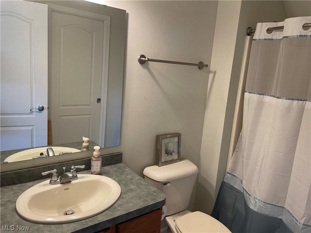 Hillshire Woods Condos Condo - Residential