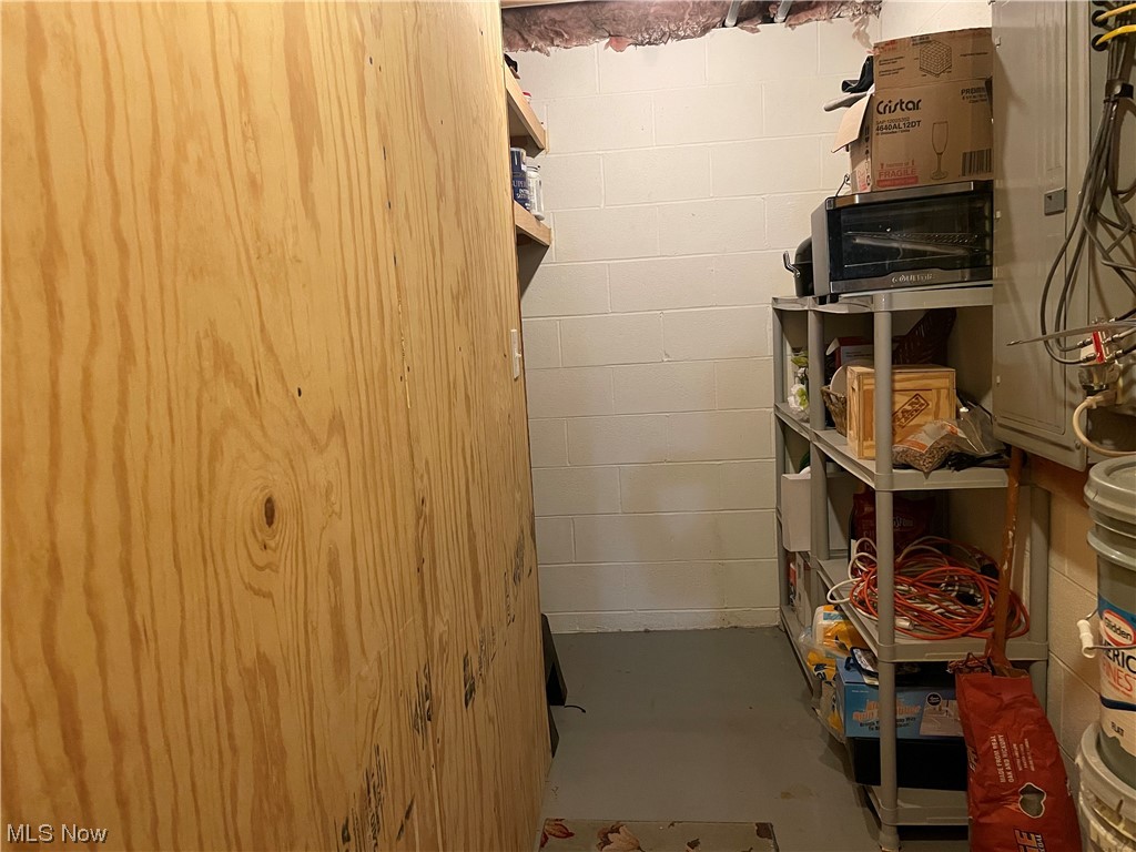 Hillshire Woods Condos Condo - Residential