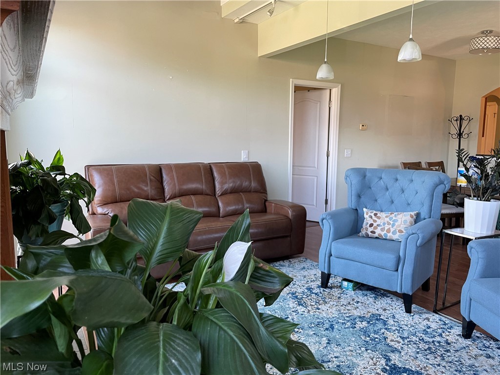 Hillshire Woods Condos Condo - Residential