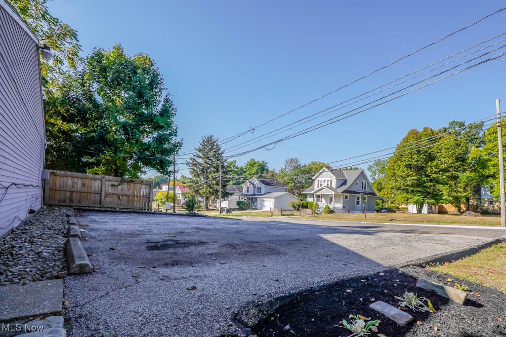 Day & Seil - Commercial Sale