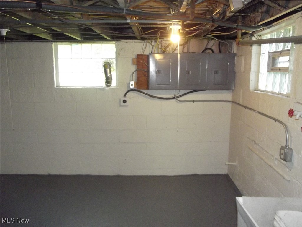 Philip Raimers 02 - Commercial Sale