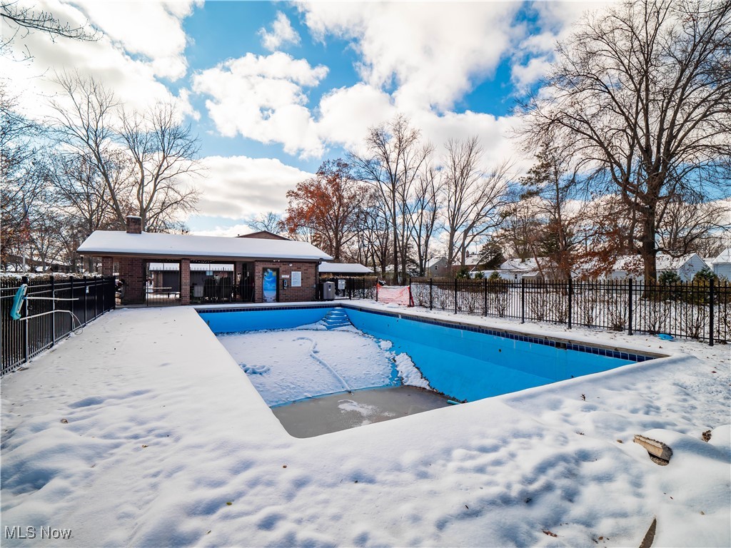 Woodscape Condo - Residential