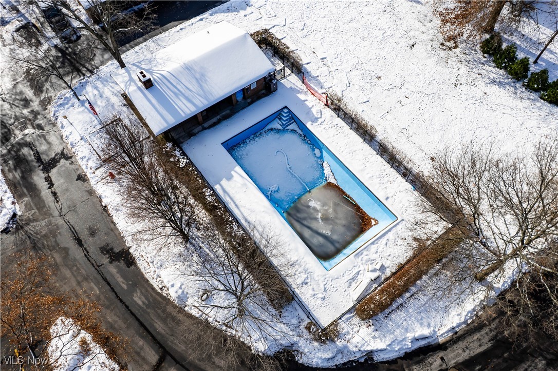 Woodscape Condo - Residential