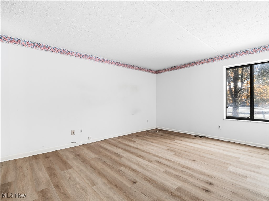 Woodscape Condo - Residential