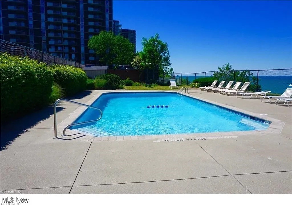 Lake House Condos - Residential