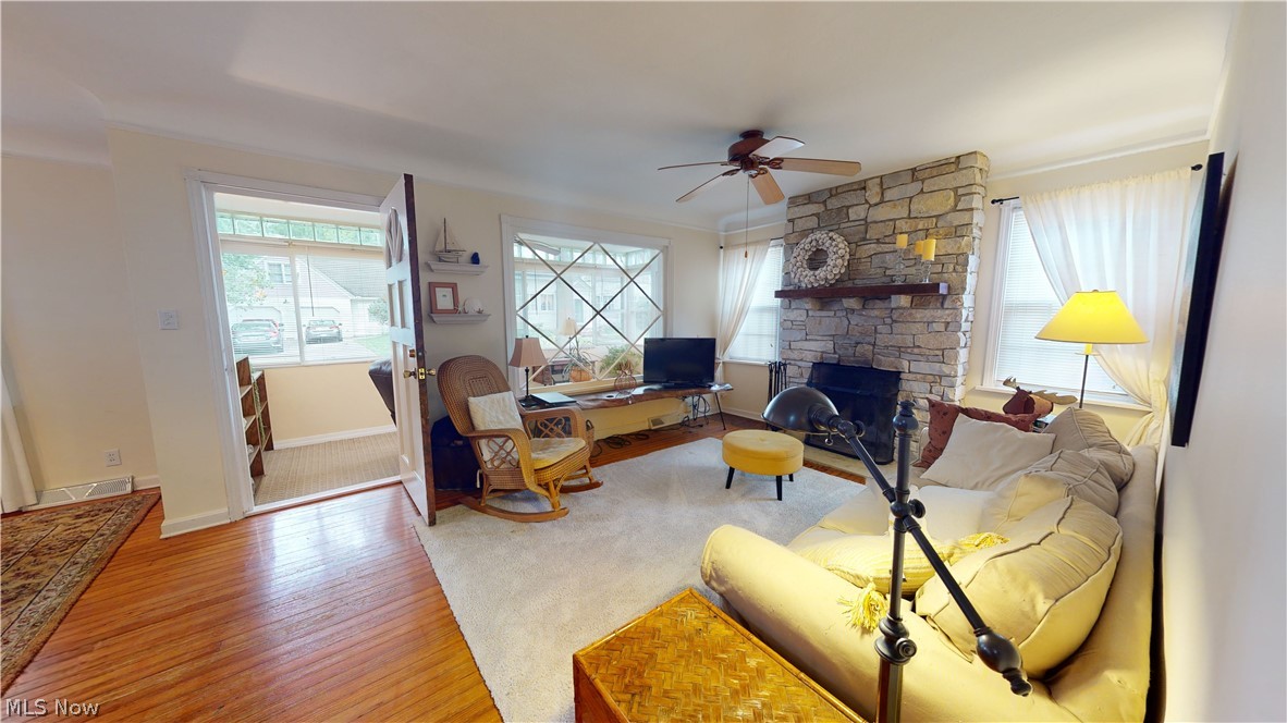 Carl G Grace I & L E Luikarts - Residential