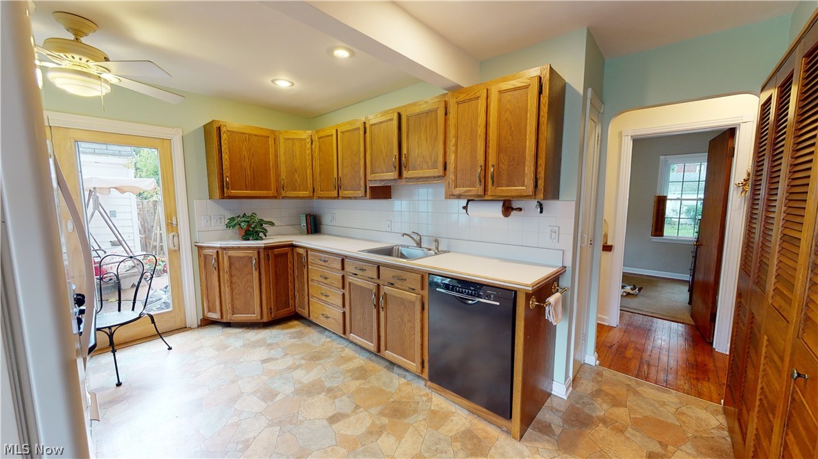 Carl G Grace I & L E Luikarts - Residential