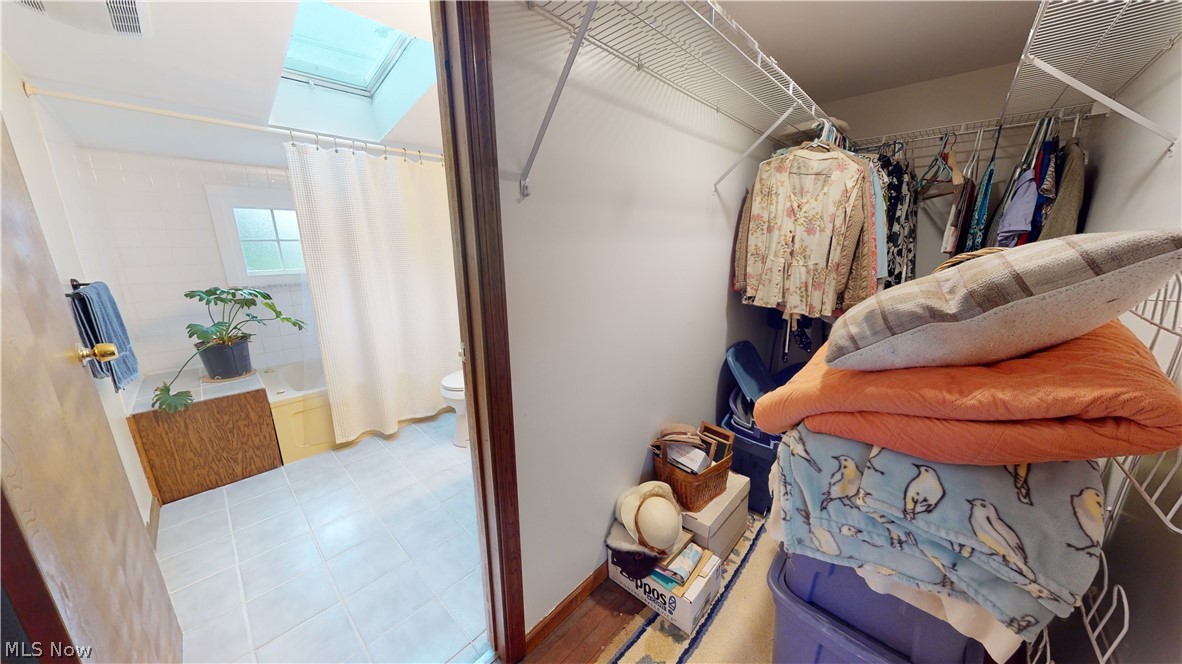 Carl G Grace I & L E Luikarts - Residential