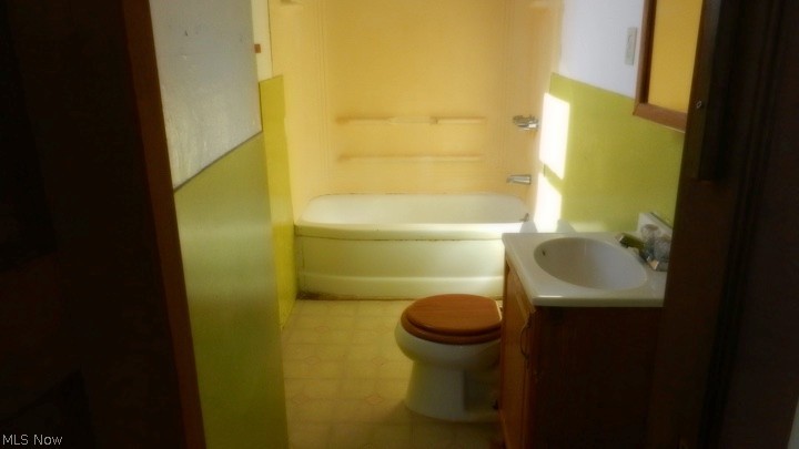 Joseph H Storers - Residential Income