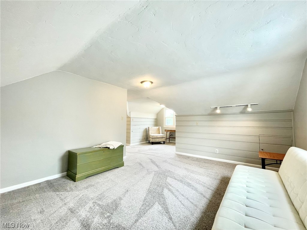 Heights View Allotment - Residential