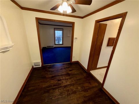 Tiny photo for 4923 E 109th Street, Garfield Heights, OH 44125 (MLS # 5180185)