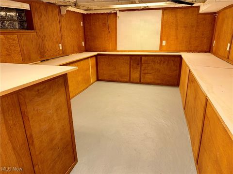 Tiny photo for 4923 E 109th Street, Garfield Heights, OH 44125 (MLS # 5180185)