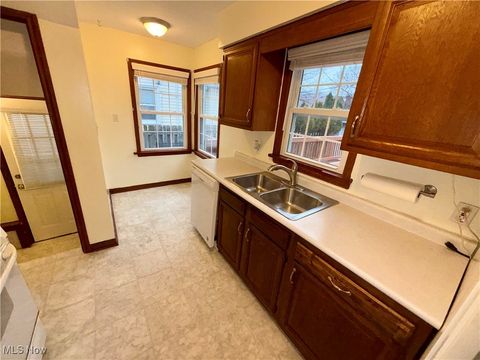 Tiny photo for 4923 E 109th Street, Garfield Heights, OH 44125 (MLS # 5180185)