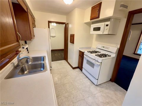 Tiny photo for 4923 E 109th Street, Garfield Heights, OH 44125 (MLS # 5180185)