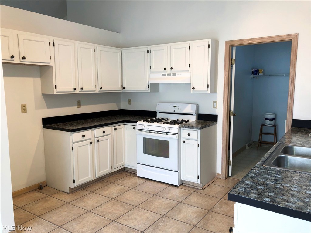 Maple Grove Cluster Homes - Residential