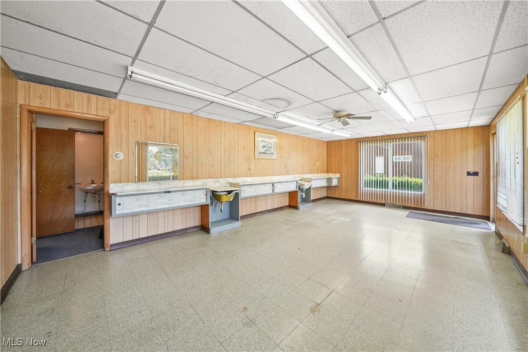 Bellevue Add - Commercial Sale