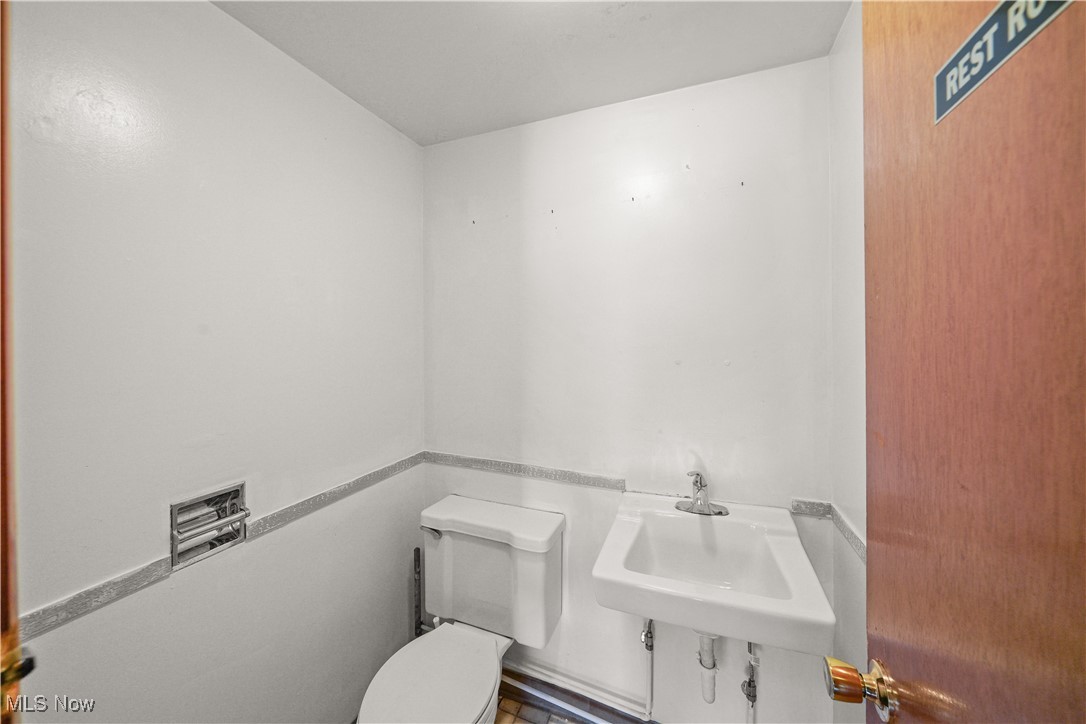 Bellevue Add - Commercial Sale