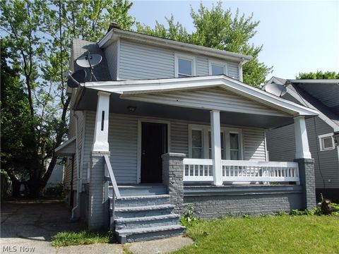 Single Family Residence in Cleveland OH 13807 Horner Avenue.jpg