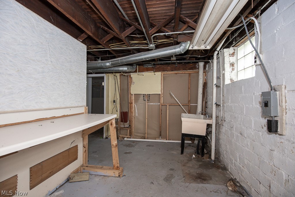 Citizens R/E Cos Acreage - Residential