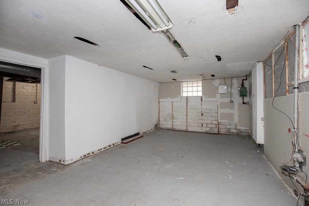 Citizens R/E Cos Acreage - Residential