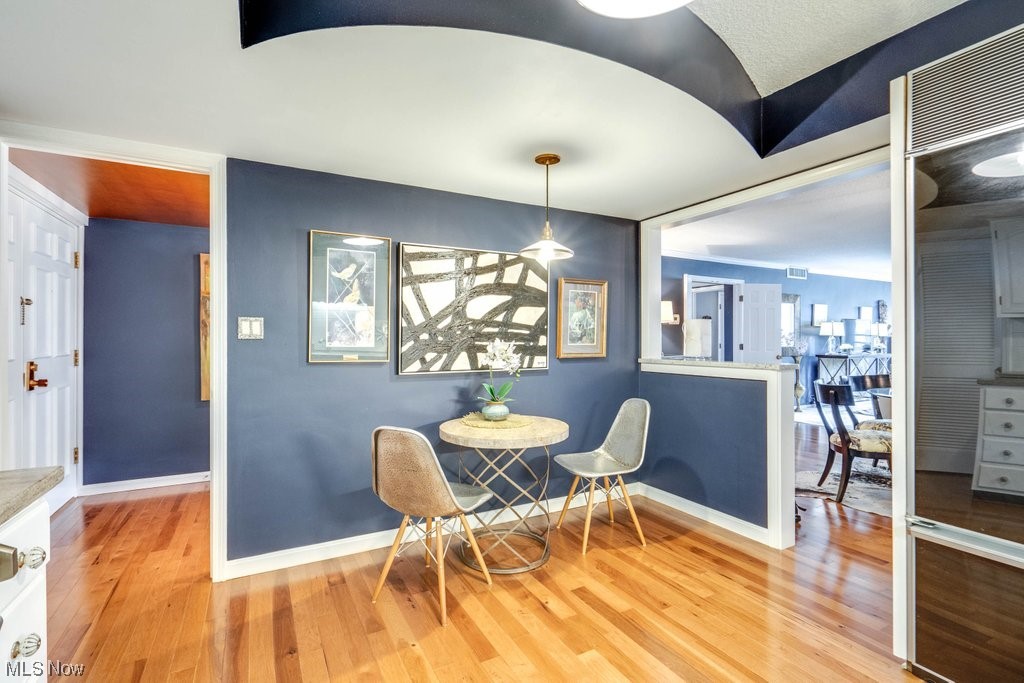 Camelot Condo - Residential