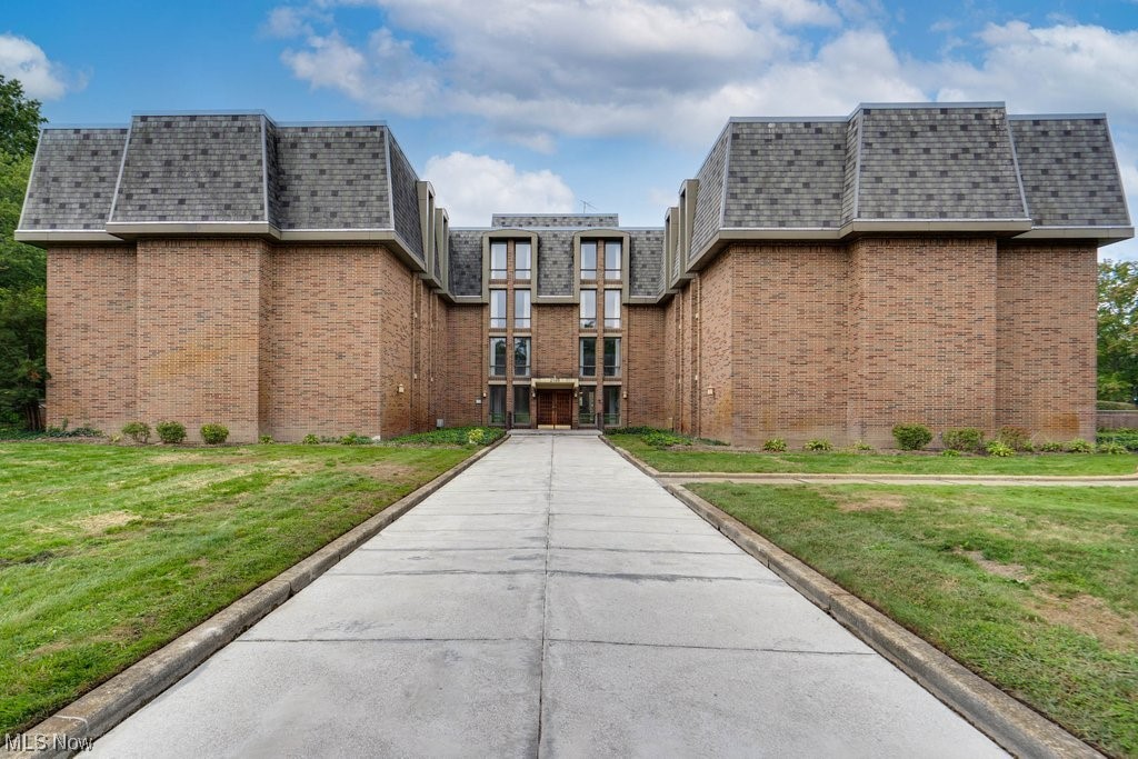 Camelot Condo - Residential