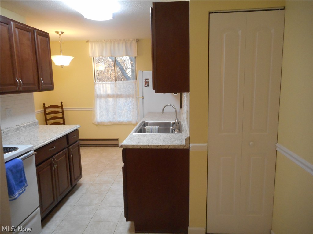 Silver Lake Towers Condo - Residential