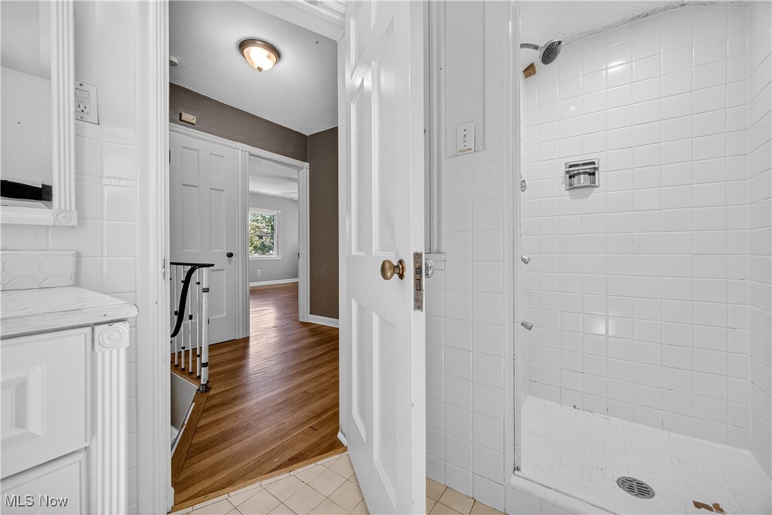 University Heights, Ohio 44118, United States, 3 Bedrooms Bedrooms, ,2 BathroomsBathrooms,Residential,Active,213676