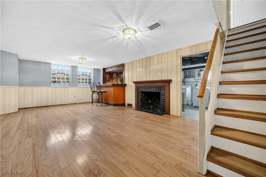 University Heights, Ohio 44118, United States, 3 Bedrooms Bedrooms, ,2 BathroomsBathrooms,Residential,Active,213676