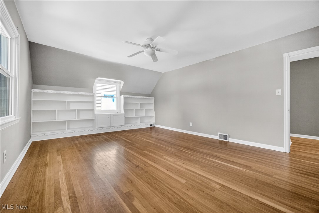 University Heights, Ohio 44118, United States, 3 Bedrooms Bedrooms, ,2 BathroomsBathrooms,Residential,Active,213676