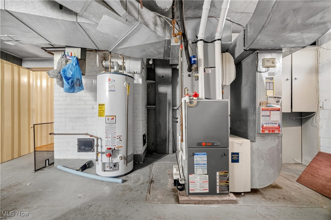 University Heights, Ohio 44118, United States, 3 Bedrooms Bedrooms, ,2 BathroomsBathrooms,Residential,Active,213676