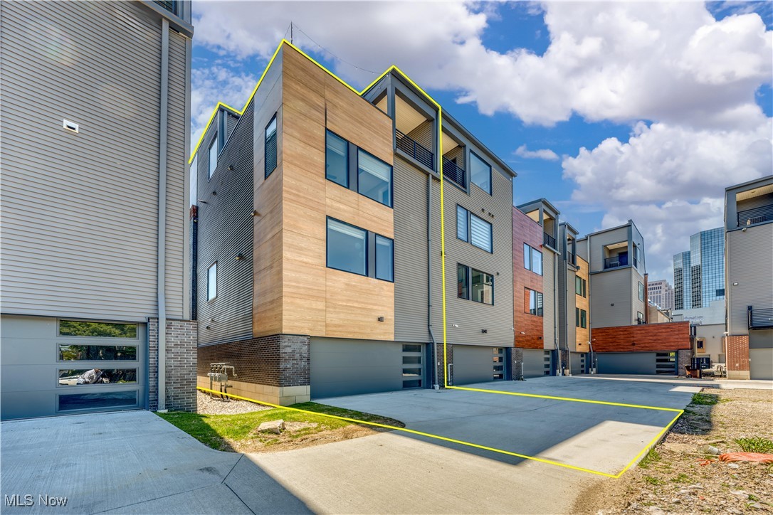 The Avenue - Residential