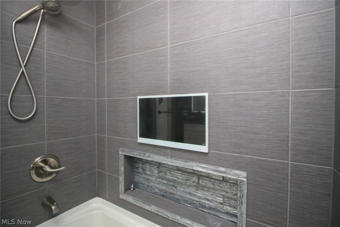 City/Youngstown - Residential