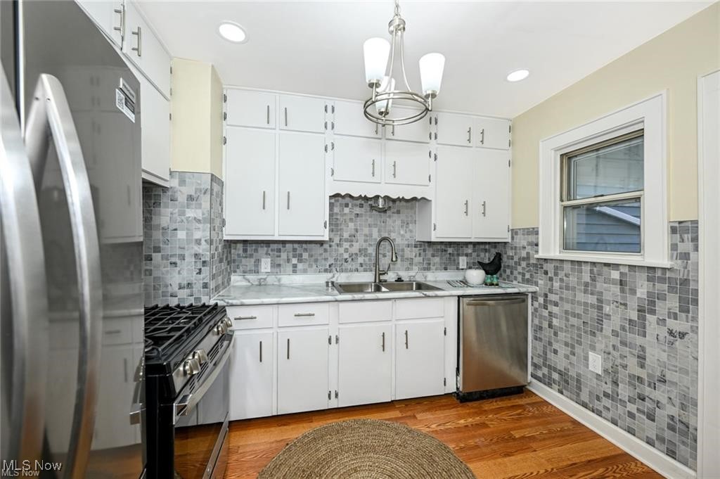 Lyons 02 Add/Lookout Park Allo - Residential