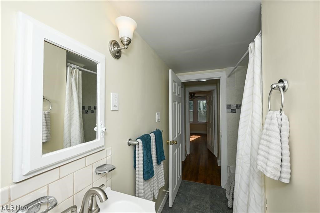 Lyons 02 Add/Lookout Park Allo - Residential