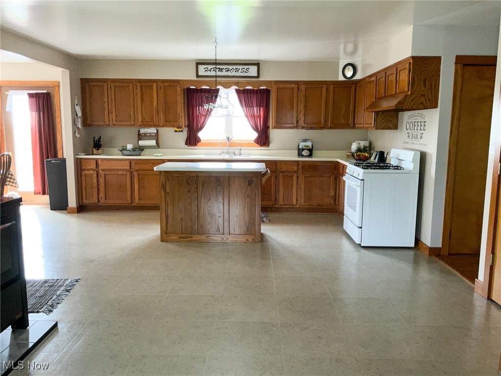16321 Burton Windsor Road, Middlefield, Ohio image 37