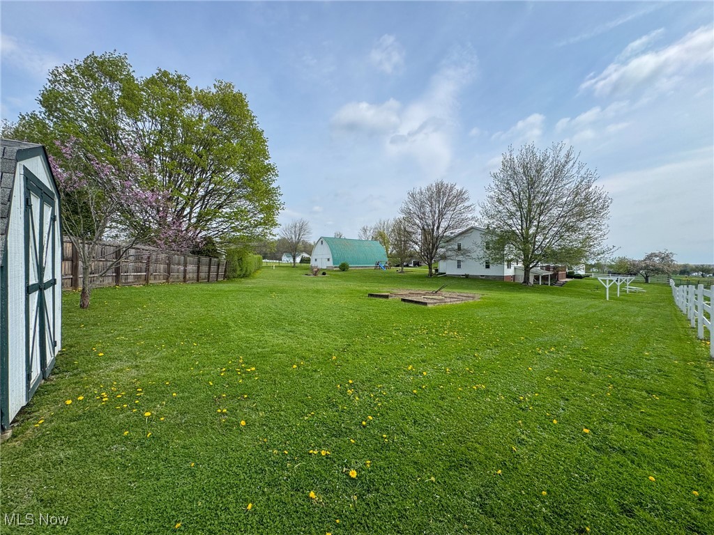 16321 Burton Windsor Road, Middlefield, Ohio image 14