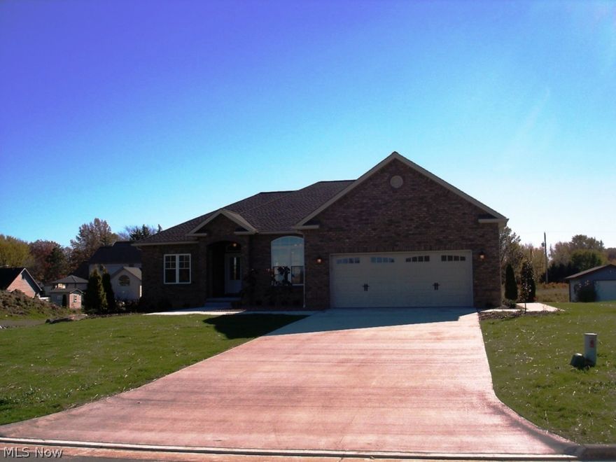 New Construction:  Agent owned. Over 2100 square foot ranch.  Another fine creation by Ed Rudolphi is this 3 bedroom, 2 1/2 bath brick and vinyl ranch.  Open floor plan, Great room w/10' ceiling and gas fireplace, Dining room, kitchen with Kraftsmaid Maple cabinets, granite counter tops, first floor laundry, plenty of closet space, full basement, 2 1/2 car attached garage, concrete drive, fully landscaped with large back patio.