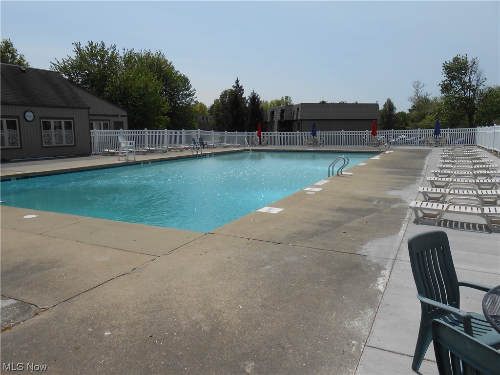 Sunrise Cove Condo 04 - Residential