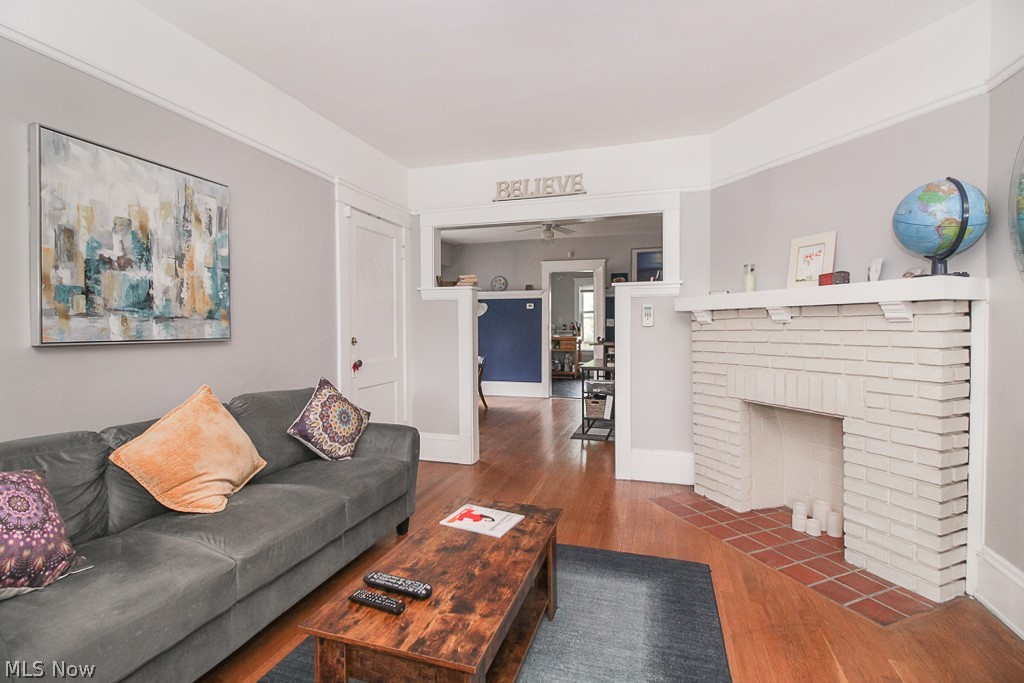 Franklin Ave - Residential Income