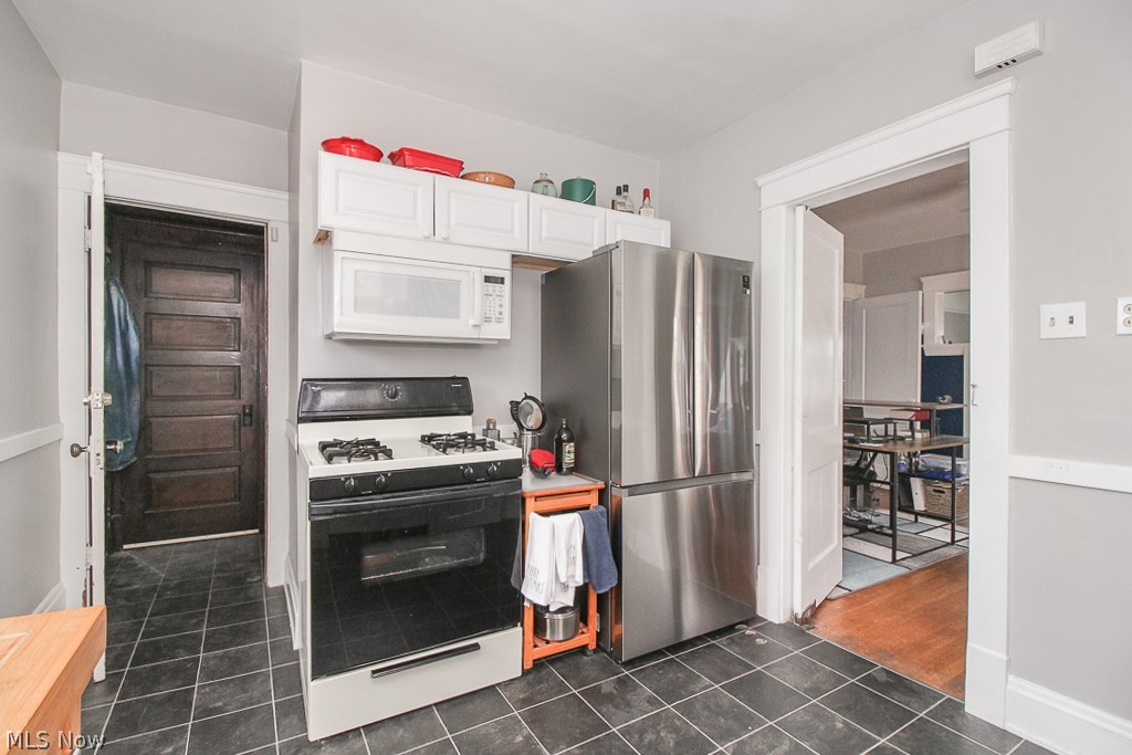 Franklin Ave - Residential Income