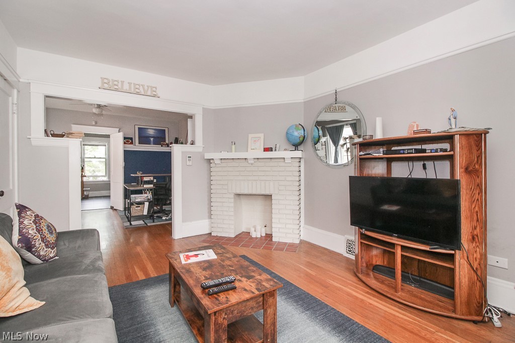 Franklin Ave - Residential Income