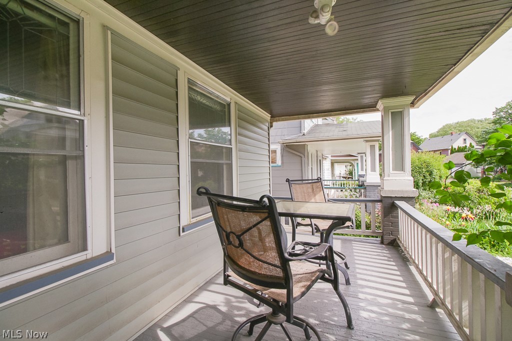 Franklin Ave - Residential Income