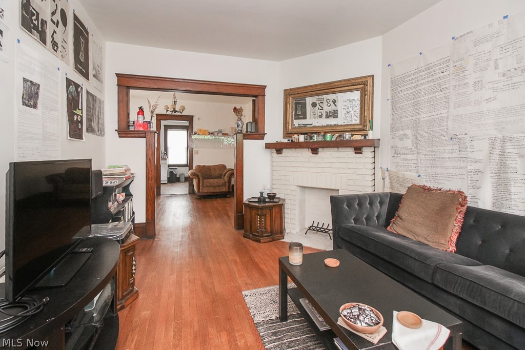 Franklin Ave - Residential Income