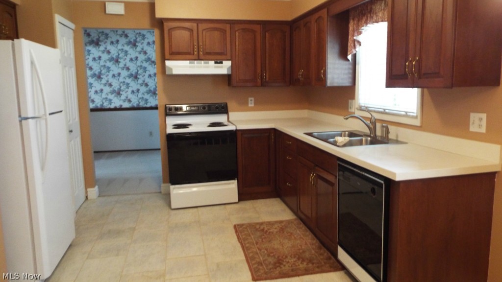 Royal Akins - Residential