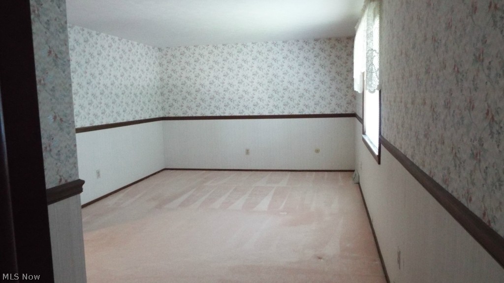 Royal Akins - Residential