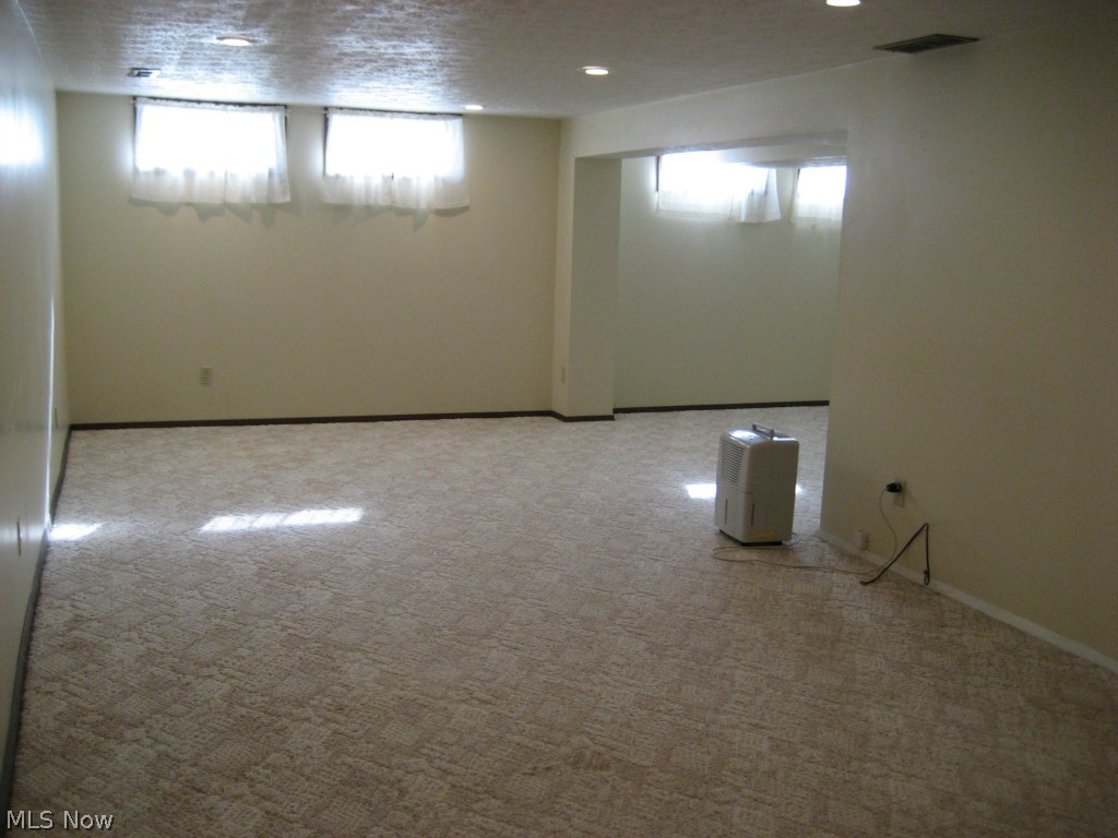 Royal Akins - Residential