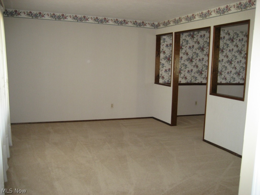 Royal Akins - Residential