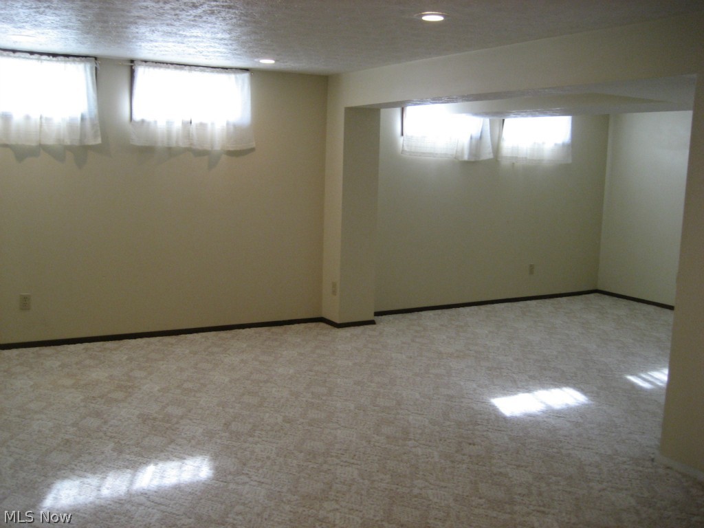 Royal Akins - Residential